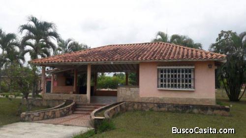Yosmar Muñoz Vende Terreno en Safari Country Club SDT-045