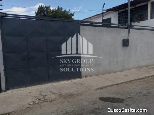 Casa en Venta  en Zona Comercial Oeste de Barquisimeto SOC-105
