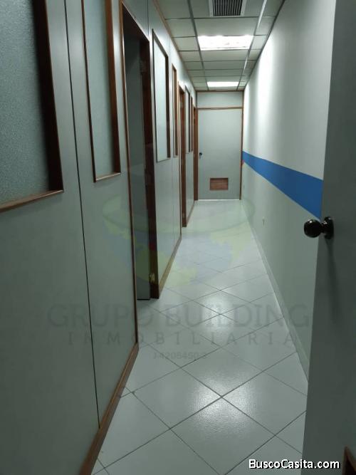 Oficina en el CC Caroní plaza - alta vista