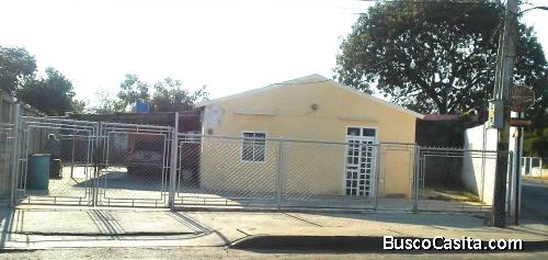 SuEspacio Bienes Raíces,C.A Alquila Casa + Local - Ciudad Ojeda