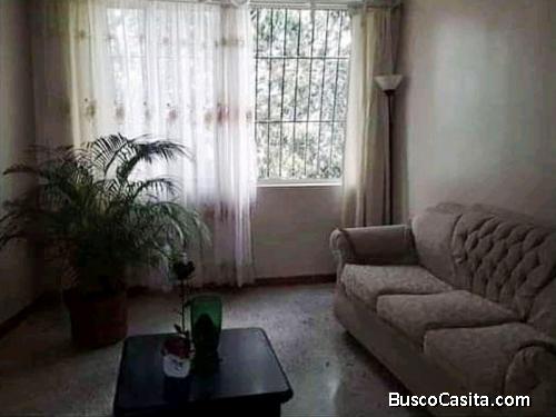 Zoraida Araujo Vende Apartamento en Guacara