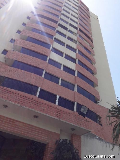 Zoraida Araujo Vende Apartamento en Mañongo 