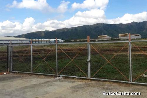 Se Vende Terreno Carretera Nacional Los Guayos - YTE1