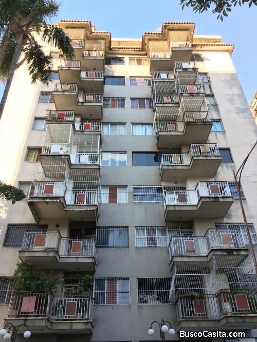 Zoraida Araujo Vende Apartamento en La Av. Bolivar