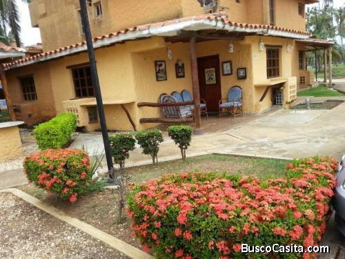 APARTAMENTO EN CONJ. RES. VILLAS LOS CAYOS PHA-710