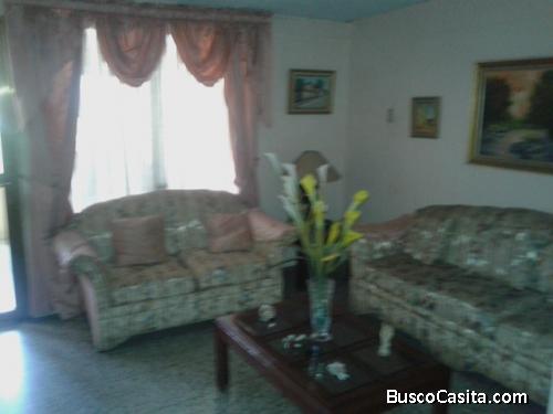 HERMOSA CASA EN BOYACA 2, CONSTA DE DOS NIVELES CON ENTRADA INDEPENDIENTE