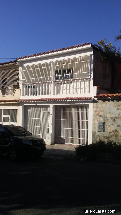 Zoraida Araujo Vende Casa en La Esmeralda San Diego