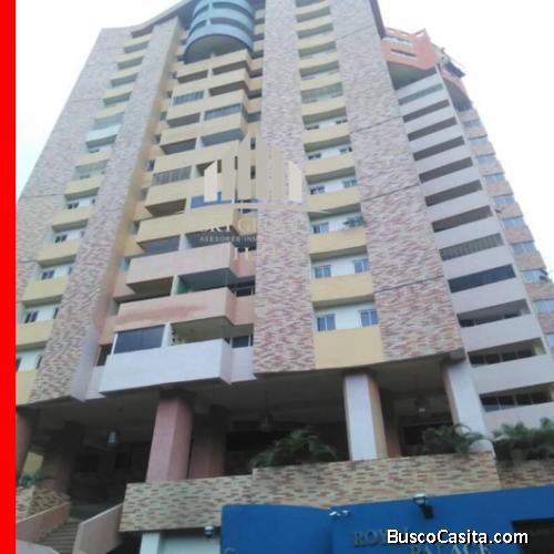 Apartamento Royal Palace del Parral PHA-690