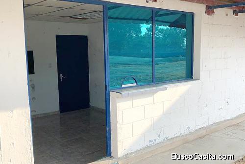 Rosangela Mendoza Alquila Oficina Zona Ind. Castillito - RGO1