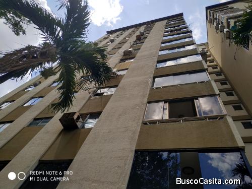 Hermoso apartamento en valles de camoruco