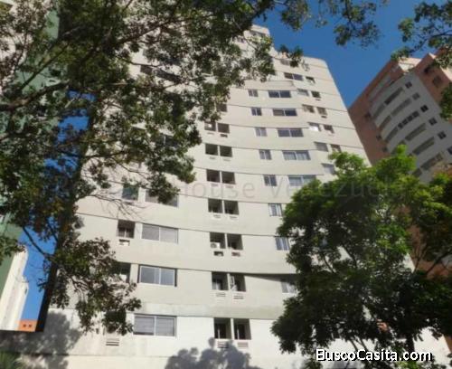 Rentahouse vende ofrece bello apartamento en el Parral Code 20-9036 Annic Coronado 04244714342