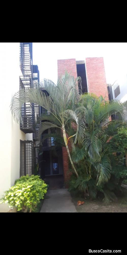 Zoraida Araujo Vende Apartemento en Guacara