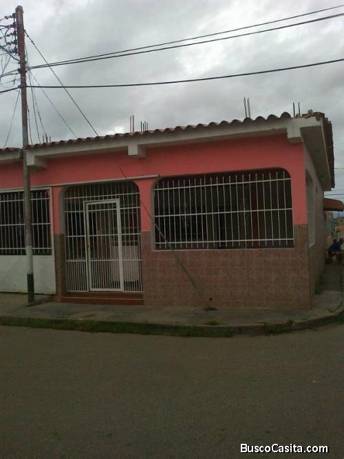 Zoraida Araujo Vende Casa en Lomas de Funval