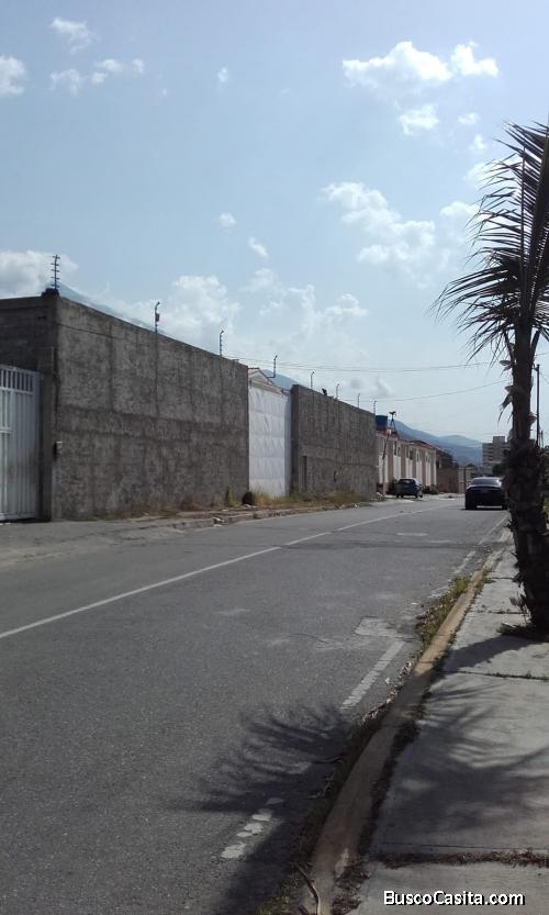 Vendo galpon en los CORALES ESTADO VARGA VENEZUELA 