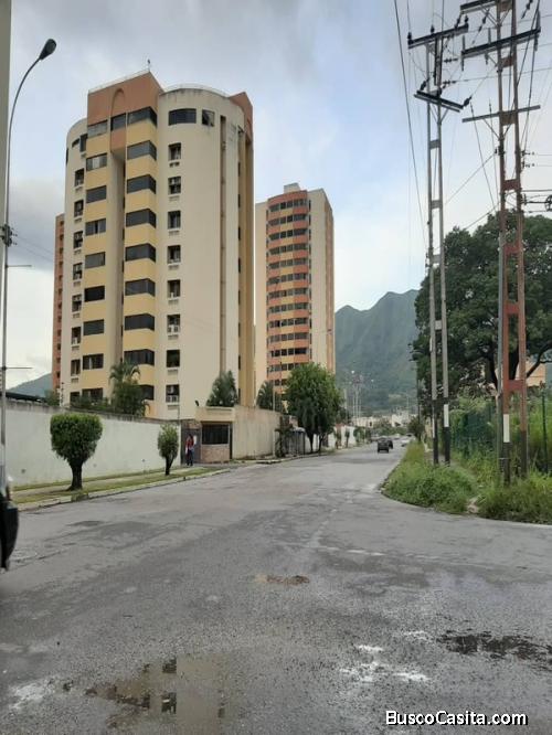 Zoraida Araujo Vende Hermoso Apto. en Mañongo