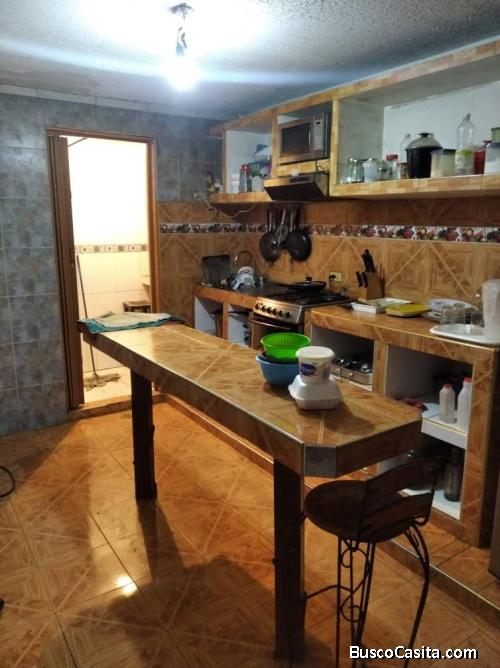 *Vende apto en Buenaventura en Planta Baja 84mts2 