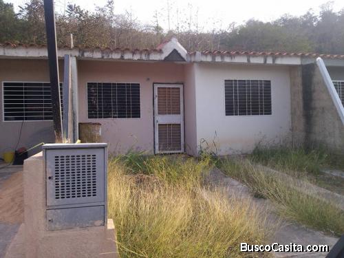 Vendo Casa en Obra Gris en Lomas de Hacienda- San Diego