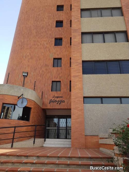 SE VENDE APARTAMENTO EN LUGANO PIAZZA MARACAIBO