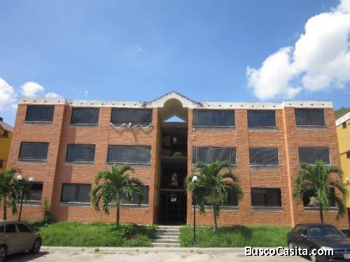 Zoraida Araujo Vende Apto. en Colinas de San Diego