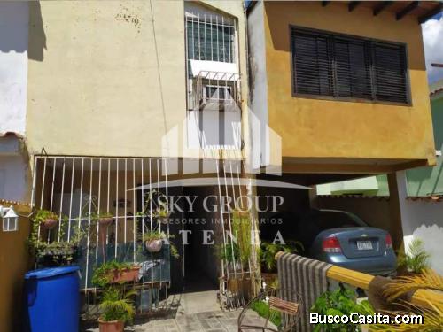 Zoraida Araujo Vende Casa en La Esmeralda San Diego