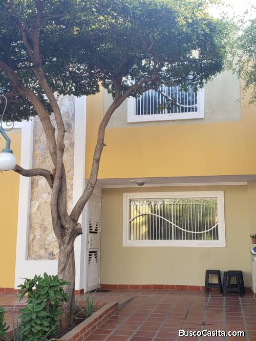 SE ALQUILA CASA URB EL BOSQUE MARACAIBO