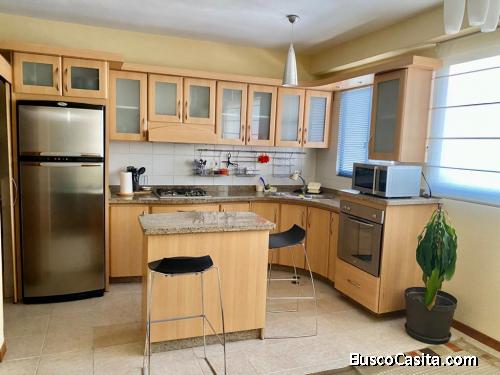 Apartamento en Alquiler, Urb. Los Mangos, Valencia. GF20-02