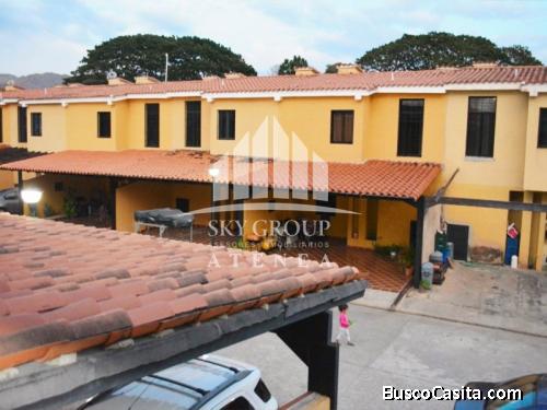 Zoraida Araujo Vende Town House en San Diego La Cumaca