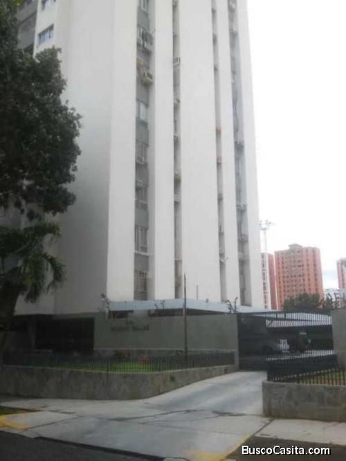 Zoraida Araujo Vende Apto. en Valles de Camoruco 