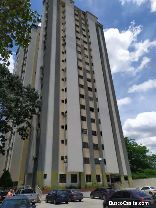 Zoraida Araujo Vende Apto. en Valles de Camoruco 