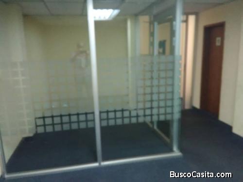 MD TE ALQUILA OFICINA EN TIERRA NEGRA API 5206