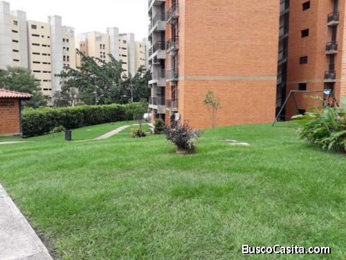 Zoraida Araujo Vende Apto. en Altos de Mañongo