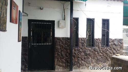 casa con Piscina en Ocumare