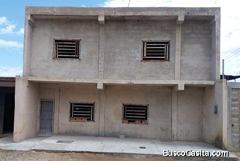 Edificio de 5 apartamentos en construccion