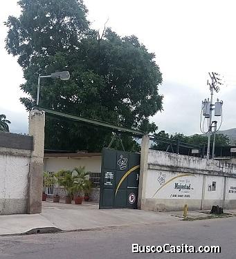 Galpones y oficinas Las Delicias