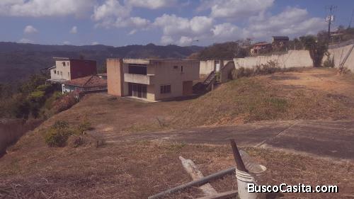 VENTA DE TERRENO EN BOSQUE LA LAGUNITA 1560 MT2