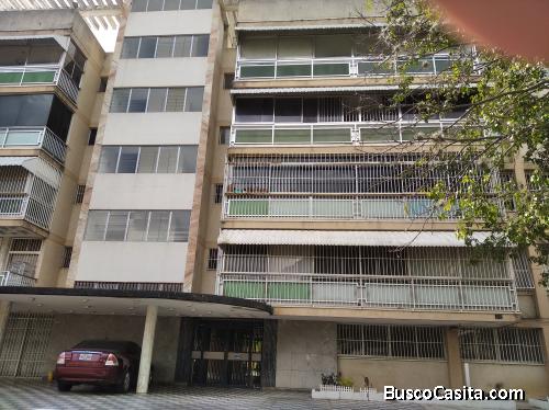 VENDO APARTAMENTO EN CARACAS URB. SAN BERNARDINO PARTE ALTA