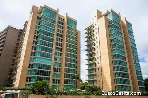 EN CAMPO ALEGRE. Cómodo,fresco e iluminado Apartamento, con espectacular Vista al Ávila
