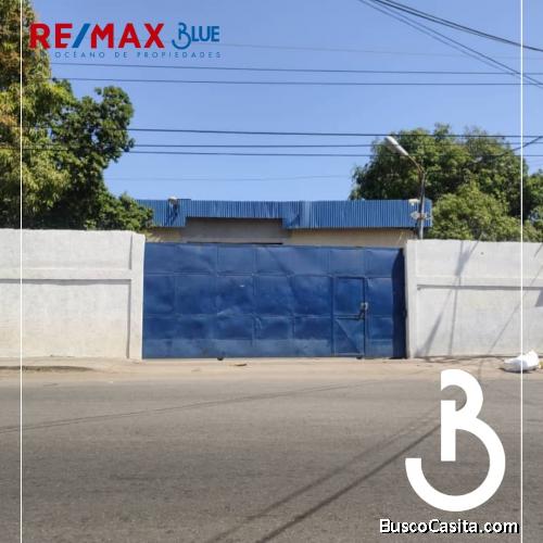 SE ALQUILA GALPON EN LA LIMPIA SECTOR PANAMERICANO CALLE 74 MARACAIBO