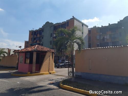 Apartamento en Venta en Res Los Laureles, Urb Bella Florida FOA-869