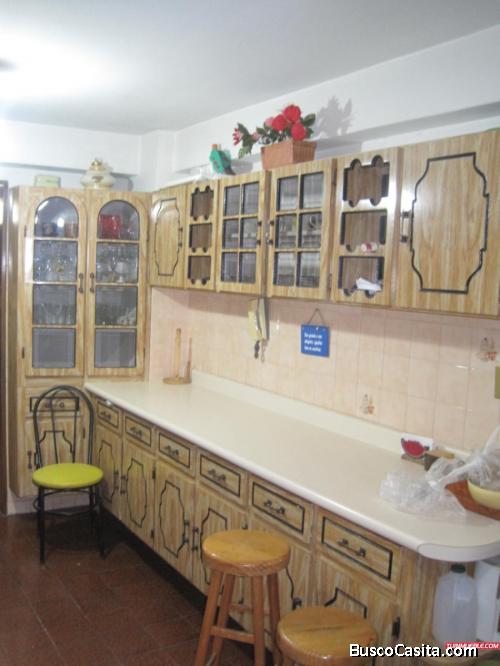 Se vende apartamento san pedro de los altos, miranda, 197 mts2 (144 techados). 