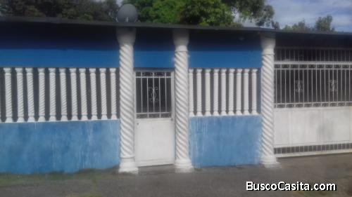 Alquilo casa en Urb. Bella VIsta 