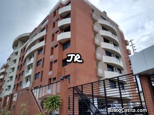 Arriendo APTO. C.R. ARIVANA PLAZA. 