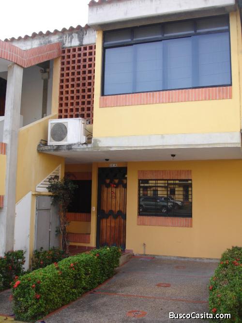 ALQUILER APARTAMENTO AMOBLADO EN AGUA VIVA