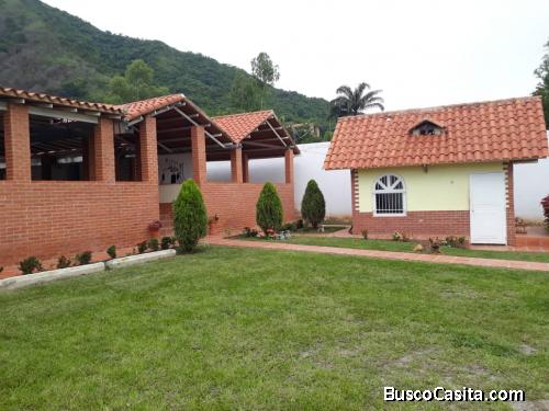 Vendo terreno con Caney en Las Morochas de San Diego