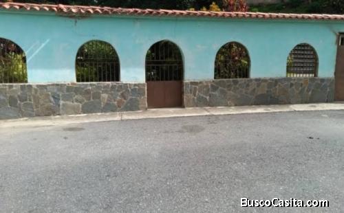 Vendo casa en Girardot, La Entrada municipio Naguanagua.