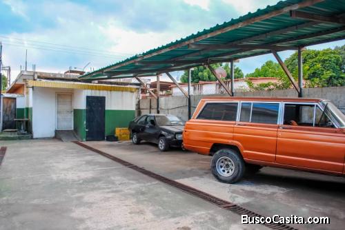 En alquiler local Ubicado en sector Panamericano cerca de la curva de molina