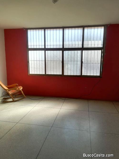 APARTAMENTO CENTRICO EN CUMANA