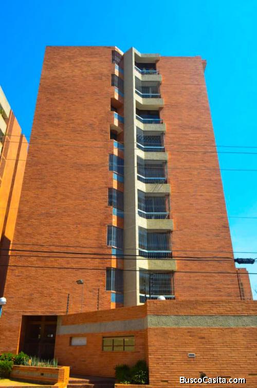 SE VENDE APARTAMENTO RESID ATLANTIS MARACAIBO VENEZUELA