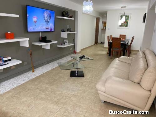 Apartamento en venta, Colinas de Macaracuay, Calle Napoleon. Mls 20-13248