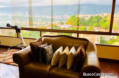 Vendo Casa Caracas, Colinas Santa Mnica.